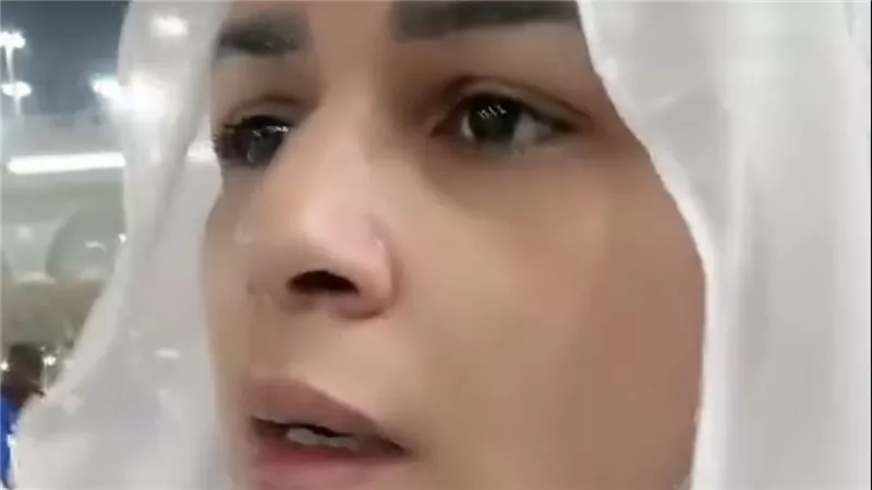 البلوجر أم أنس