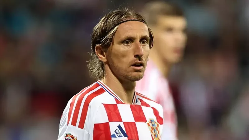 مودريتش : ريال مدريد قادر على قلب الأمور وتحقيق موسم ناجح