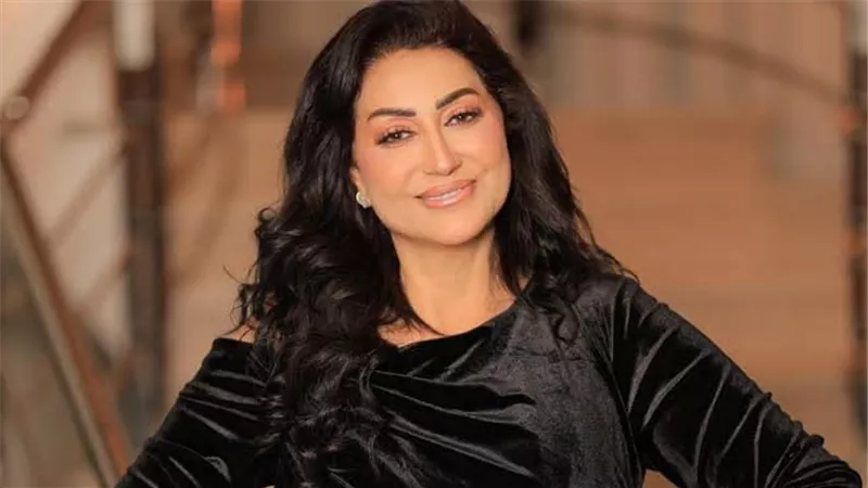 وفاء عامر 