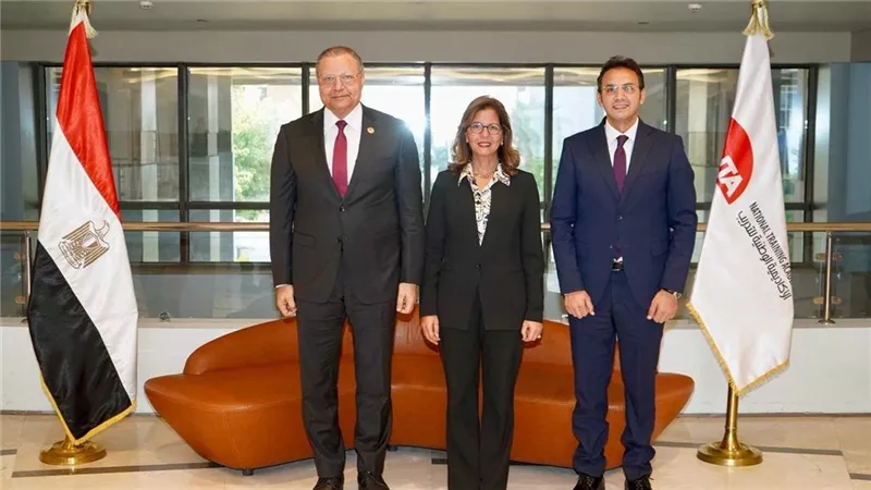 الاعتماد والرقابة الصحية» و«الأكاديمية الوطنية للتدريب» تبحثان تطوير كوادر وقيادات GAHAR