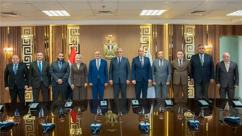 الإنتاج الحربي والمقاولون العرب يوقعان مذكرتي تفاهم للتصنيع المشترك والتوسع في أفريقيا