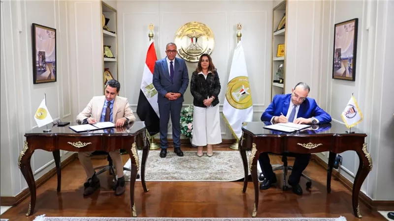 «التنمية المحلية» تفتح باب الدراسات العليا والتدريب «أونلاين» لتأهيل كوادر الم