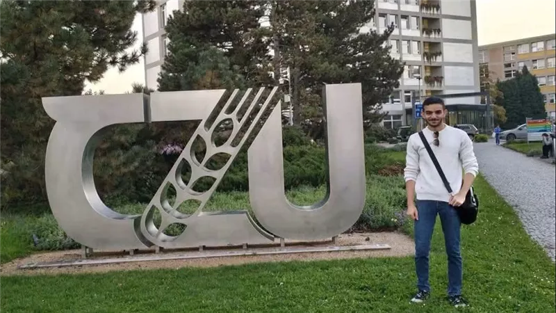 معيد بـ«بيطري بنها» يشارك في برنامج تبادل أكاديمي بجامعة التشيك لعلوم الحياة