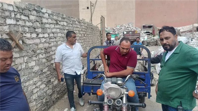 محافظة الجيزة تنفذ حملات مكبرة على مخازن الفرز والخردة بأوسيم والطالبية