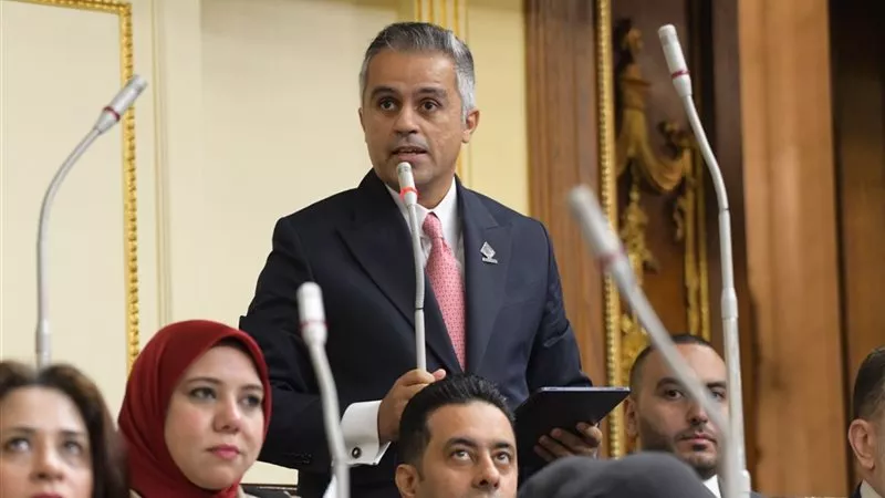 النائب أحمد فتحي يؤيد حذف المادة 25 من قانون جامعة كيان: العدالة أساس المساواة