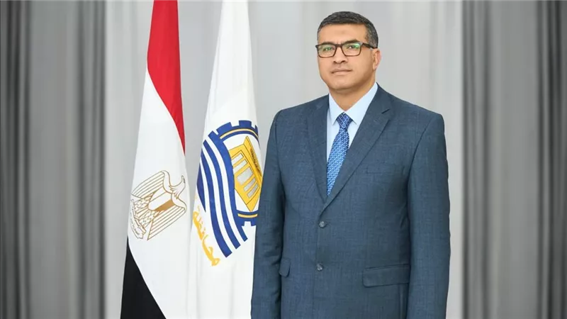 محافظ قنا: قنوات متعددة لتلقي شكاوى المواطنين والتعامل معها بالتنسيق مع الجهات