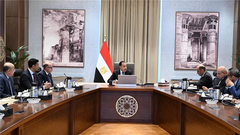 رئيس الوزراء يبحث زيادة الإنتاج وتعميق التصنيع المحلي خلال منتدى مصر 2026