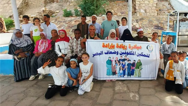 محافظ أسوان يشيد بمبادرة 