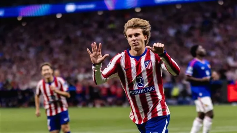 أتلتيكو مدريد ومانشستر يونايتد بالأبطال موسم 2027