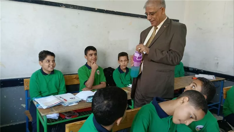 طارق سعد الدين  يؤكد على أهمية التفكير الإبداعي للنهوض بالمنظومة التعليمية الح