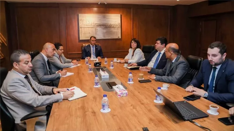 هيئة المحطات النووية تبحث مع «روساتوم للمرافق الذكية» مشروع تحلية مياه البحر الضبعة