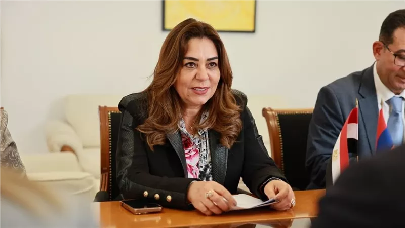 وزيرة التنمية المحلية والبيئة تبحث مع أرمينيا تفعيل التعاون البيئي المشترك
