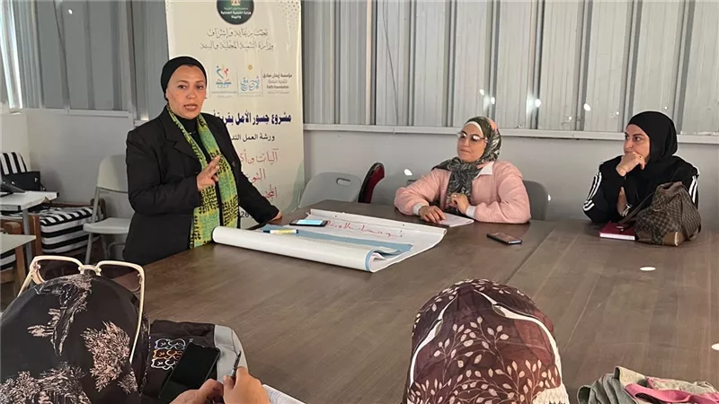 «تنظيم إدارة المخلفات» يدرب شباب أبو صير بالجيزة لتأهيلهم روادًا للوعي البيئي