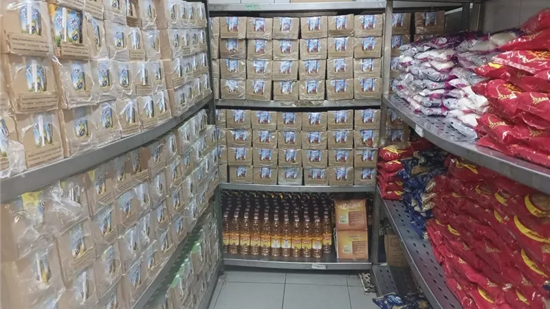 ​«سلامة الغذاء» تفحص شكوى وجبة مستشفى الهلال بسوهاج