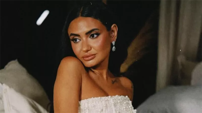 لمى كتكت تتألق في افتتاح مهرجان الجونة السينمائي والجمهور يشيد بإطلالتها