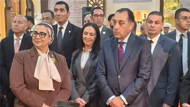 المستشارة أمل عمار ودكتور مصطفى مدبولي 