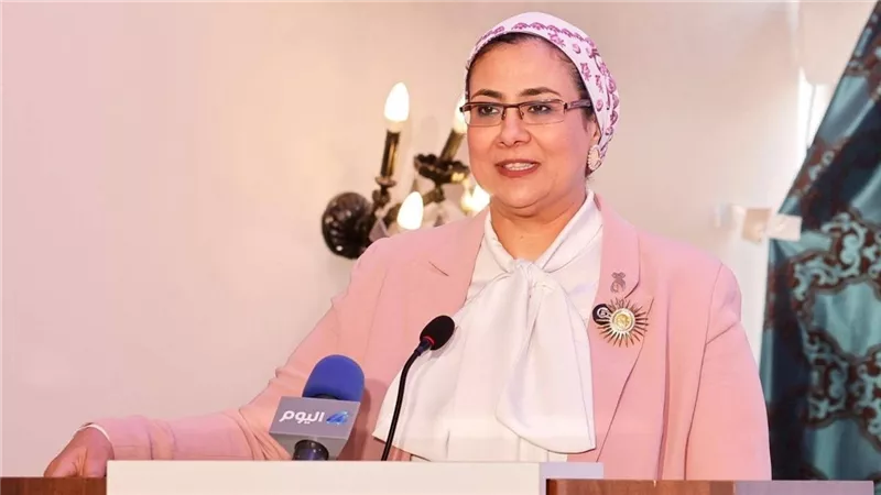 المستشارة أمل عمار 