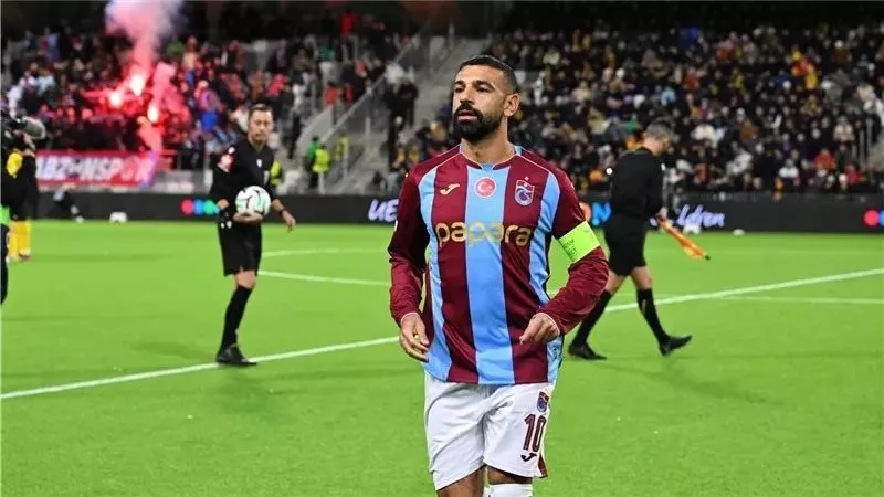 التشكيل المتوقع لمباراة طرابزون سبور وبشكتاش اليوم.. موقف محمد صلاح