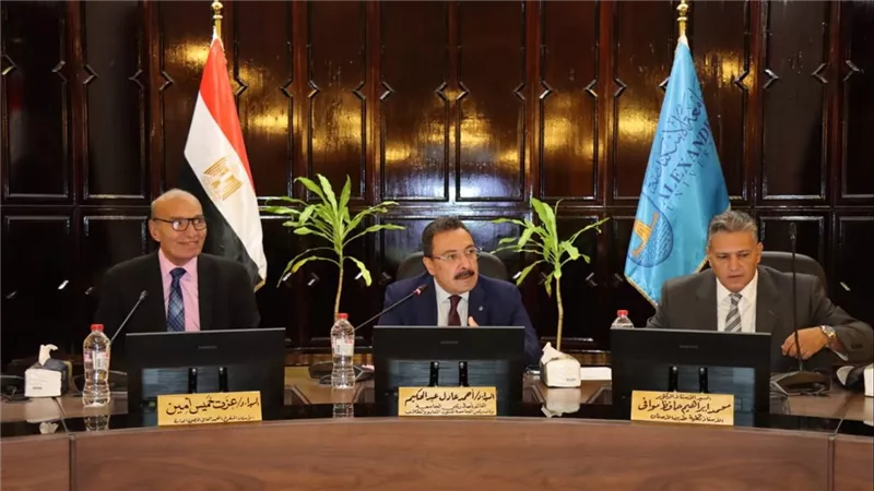 مجلس شؤون التعليم والطلاب بجامعة الإسكندرية يؤكد تعزيز التواصل مع الطلاب 