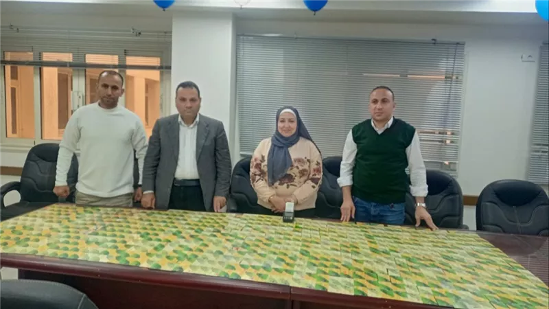 ضبط مخبز متوقف عن العمل بدون إذن ويقوم بتجميع بطاقات تموينية وضربها للتربح