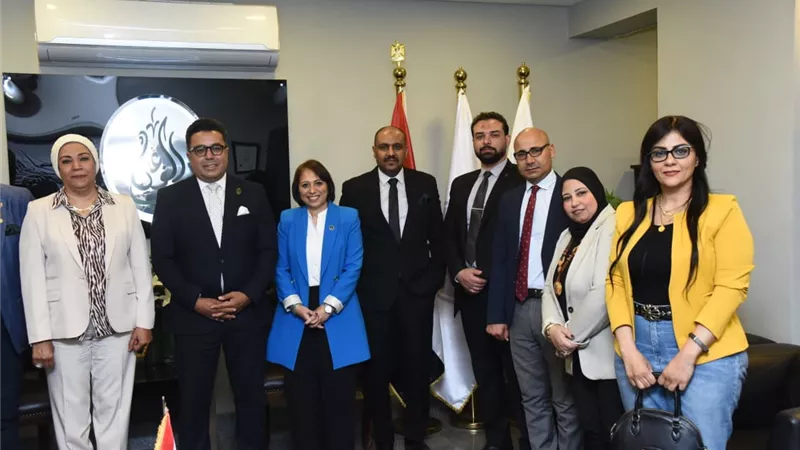 حزب الوعي يفتح ملف حقوق المسنين.. مطالب بسرعة تفعيل القانون