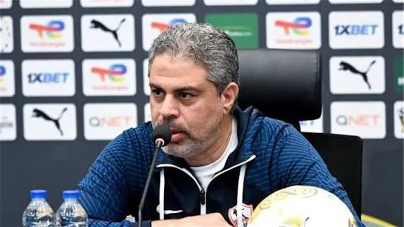 جلسة فنية بين معتمد جمال ولاعبي الزمالك استعدادًا لمباراة الجيش الرواندي