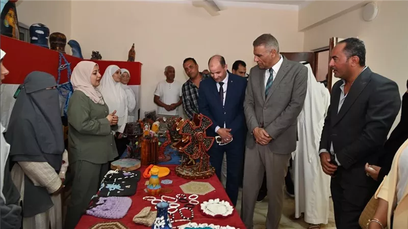 محافظ جنوب سيناء يفتتح مركز شباب أبو صويرة وملعب النجيل الصناعي ويشهد أنشطة الكونغ فو وكرة القدم