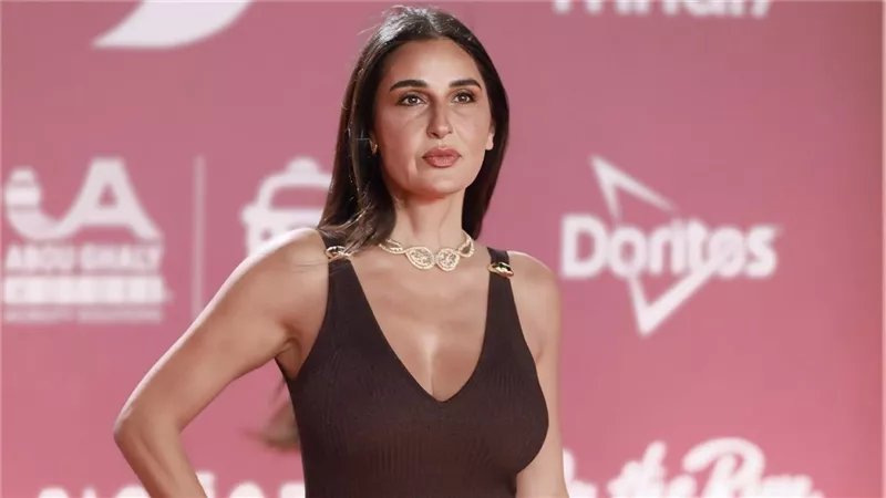 التونسية فاطمة ناصر تتألق باطلالاتها المختلفة في مهرجان الجونة السينمائي |صور