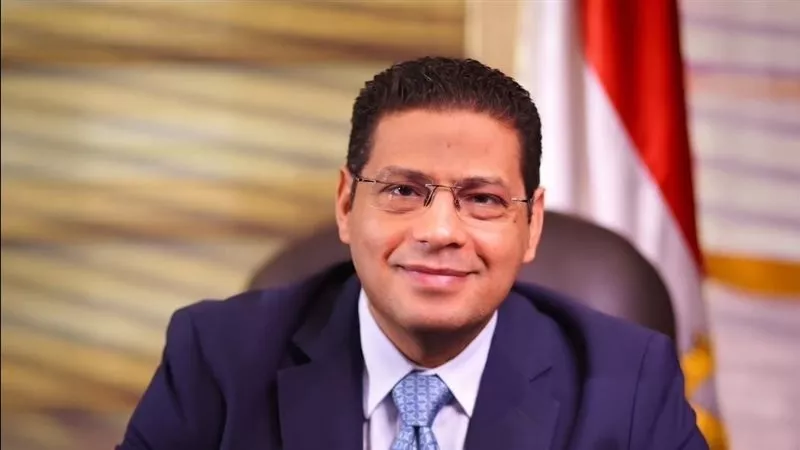 الطاقة والدولار والاستثمار.. داكر عبداللاه يطرح روشتة مواجهة الأزمات الاقتصادية