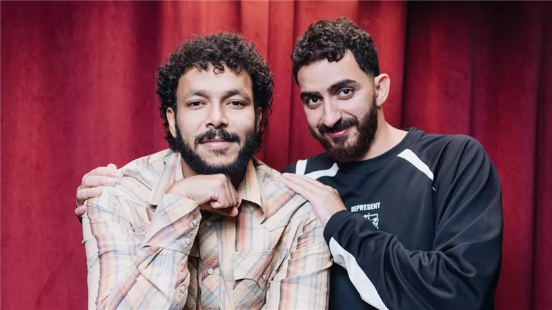 هناكل سمك مع بعض .. ويجز يروج لحلقته مع إياد الموجي في برنامج السبت الممتاز