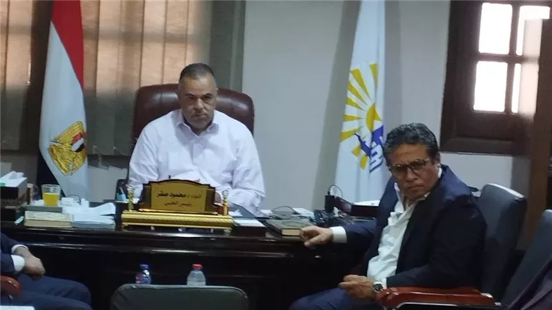 المستشار طاهر الخولي يوجّه بسرعة حل مشكلات النظافة وتراكمها في شوارع مصر القديمة 