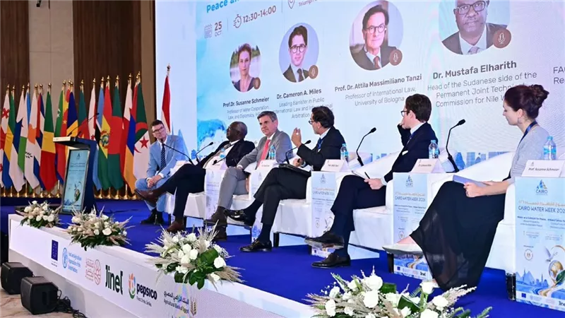 وزير الري: الإخطار المسبق وتبادل البيانات يعززان الثقة والتعاون بين دول حوض النيل