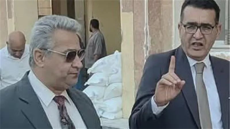 ضبط 240 زجاجة زيت تمويني داخل سوبر ماركت بأرمنت قبل بيعها بالسوق السوداء
