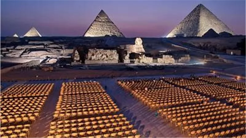 مواعيد عروض الصوت والضوء بالمناطق الأثرية خلال الموسم الشتوي 2026/2027