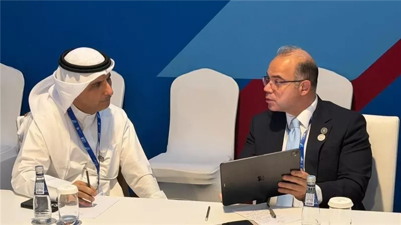 محمد فريد يبحث مع وزير الدولة للشؤون الاقتصادية بدولة الكويت، سبل تعزيز التعاون التجاري والاستثماري بين البلدين