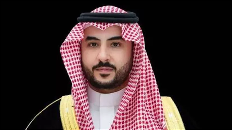 وزير الدفاع الأمير خالد بن سلمان 