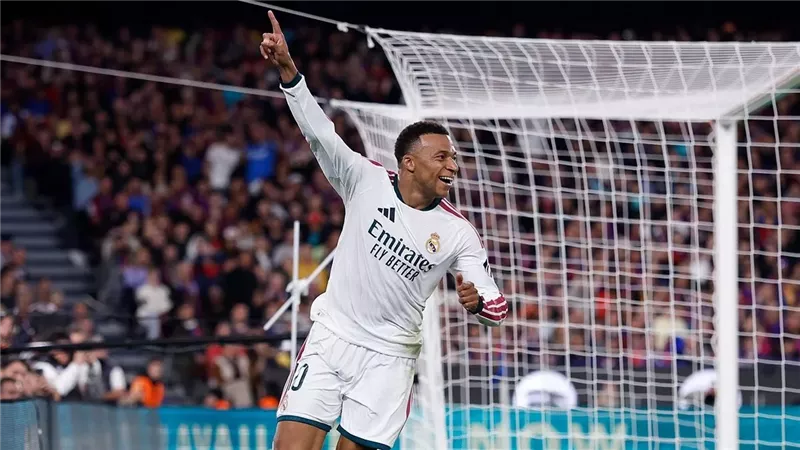 مبابي بعد الفوز على برشلونة: الانتصار جاء بفضل الفريق وهدفي الوصول إلى 100 هدف مع ريال مدريد
