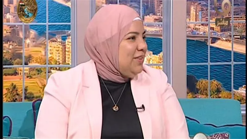 ولاء الزناري ضمن أفضل علماء العالم في الكيمياء.. تكشف أسرار نجاحها في «حكاوي الهوانم»