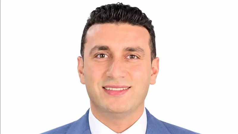 محمد حافظ: الرئيس يرفض فرض السيادة المنفردة على نهر النيل ويتمسك بحماية الحقوق المائية 