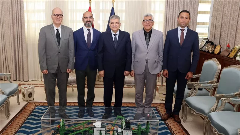 الفريق أسامة ربيع