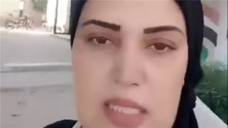 «أنا مش قادرة أتحمل وعاوزة حقي».. استغاثة موظفة بمدرسة أبوحماد الصناعية تتهم مديرها بالتضييق عليها: «بيشطب عليّا»