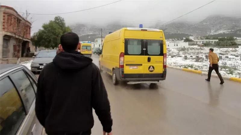انهيار أرضي في الجزائر يُودي بحياة 4 أشخاص ويُصيب 13 آخرين