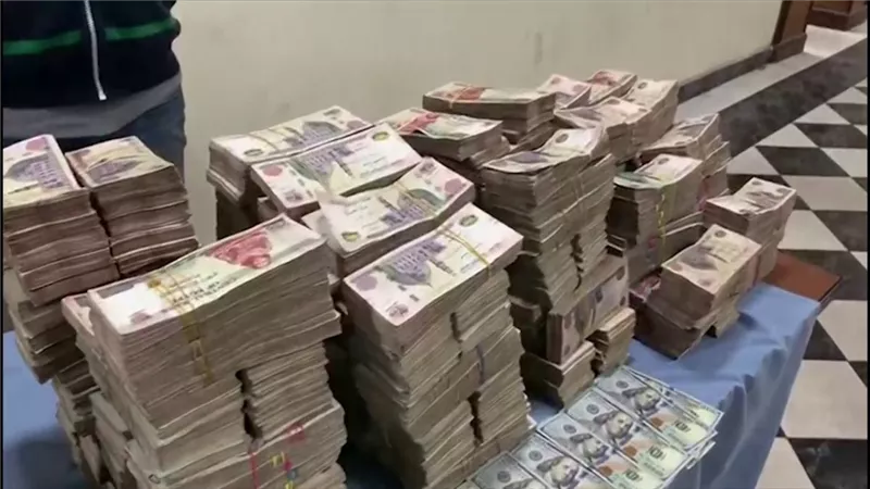 تجارة عملة غير مشروعة.. إحباط محاولة لغسل 90 مليون جنيه بني سويف