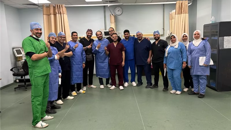 فريق طبى بمستشفي الخانكة التخصصي ينقذ شاب من « طعنة موت»
