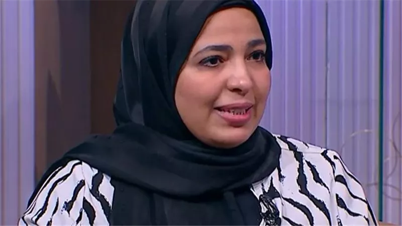 هل يجوز للمرأة الذهاب للحج بمال خطيبها أو زوجها؟ .. أمينة الفتوى تجيب