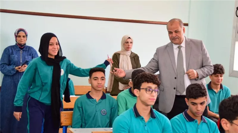 استمرار الجولات التفقدية لمتابعة انتظام سيرالعملية التعليمية بمدارس بورسعيد