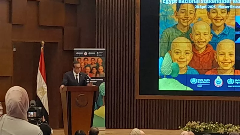 وزير الصحة: نعمل على تحسين رعاية مرضى سرطان الأطفال.. نموذجا للصبر والإرادة
