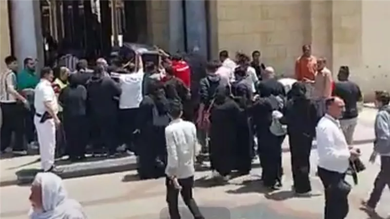 انهيار شقيقة 