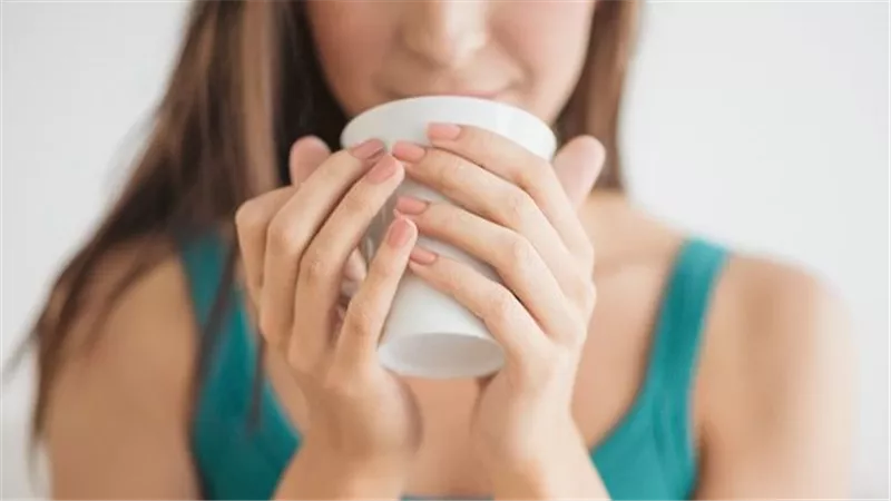 عماد فهمي يحذر من هذه المشروبات: ليس لها علاقة بالدايت