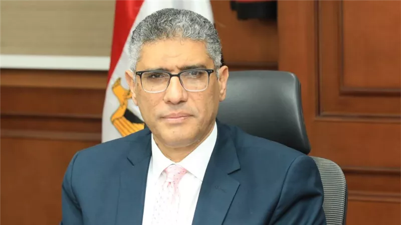 الجيزة: توريد 16 ألف طن قمح  بمواقع الاستلام والتخزين منذ بداية موسم
